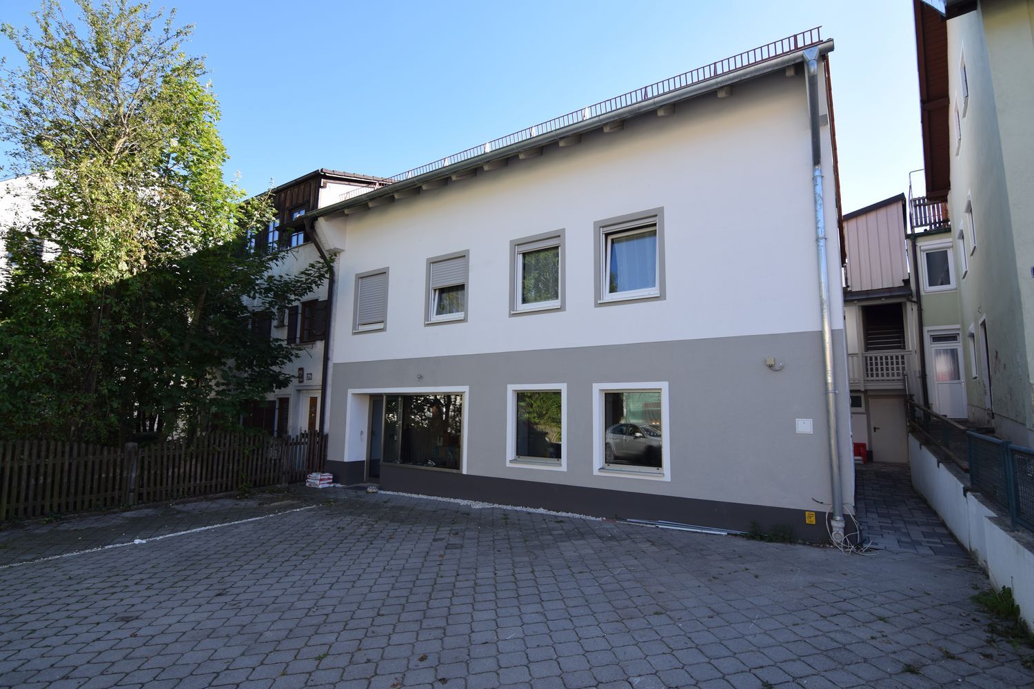 Wohnung zur Miete 1.050 € 3 Zimmer 120 m²<br/>Wohnfläche 1.<br/>Geschoss 01.02.2025<br/>Verfügbarkeit Vilsbiburg Vilsbiburg 84137