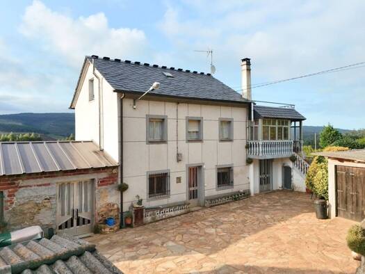 Chalet zum Kauf 248.500 € 5 Zimmer 336 m² Foz 27785