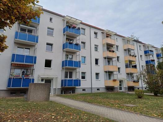 Wohnung zur Miete 385 € 3 Zimmer 58,3 m² Geschoss 4/3 frei ab 01.12.2026 Gerichtsrain 53 Merseburg Merseburg 06217