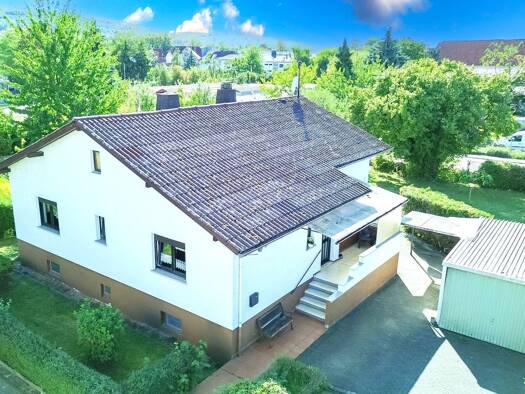 Einfamilienhaus zum Kauf 359.000 € 4 Zimmer 106 m² 825 m² Grundstück frei ab sofort Düdelsheim Büdingen 63654