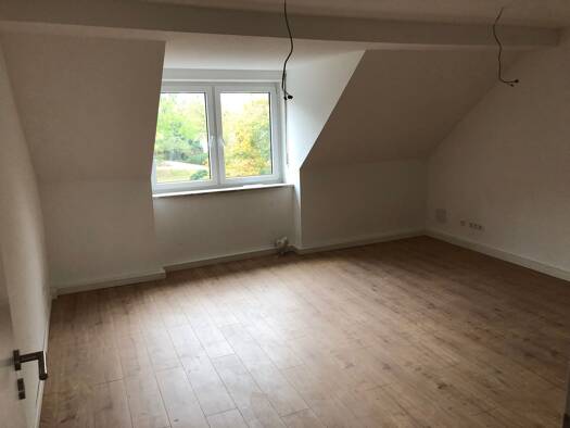 Maisonette zur Miete 1.100 € 4 Zimmer 100 m² Geschoss 3/4 frei ab 01.12.2026 Kernstadt-Nord, Stat. Bez. 4 Speyer 67346