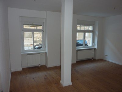 Wohnung zur Miete 260 € 2 Zimmer 43,8 m²<br/>Wohnfläche EG<br/>Geschoss ab sofort<br/>Verfügbarkeit Ladegaststraße 9 Weißenfels Weißenfels 06667