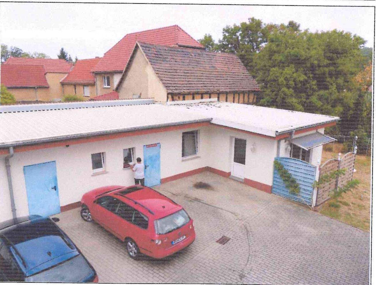 Immobilie in Bad Sulza - Geräumiges Mehrfamilienhaus in Großheringen mit großzügigem Grundstück - Bild 0