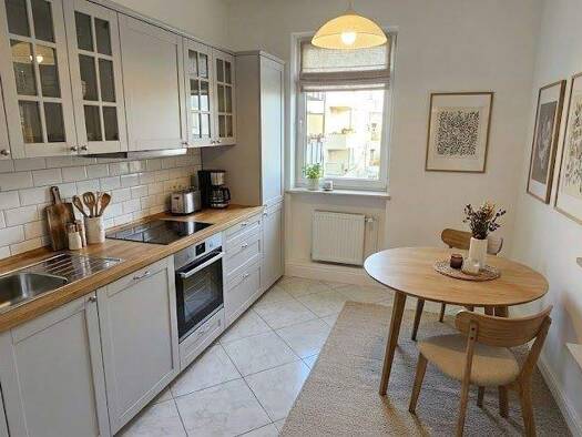 Wohnung zum Kauf 360.000 € 4 Zimmer 89 m² 1. Geschoss Hansaviertel Rostock 18057