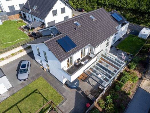 Doppelhaushälfte zur Miete 2.285 € 6 Zimmer 190 m² 500 m² Grundstück frei ab 01.12.2025 Mühleip Eitorf 53783