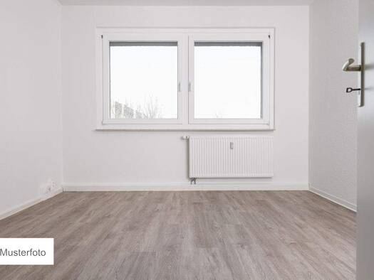 Wohnung zur Miete 317 € 2 Zimmer 48 m² 1. Geschoss frei ab 16.03.2026 Georg-Palitzsch-Str. 3 Prohlis-Süd Dresden 01239