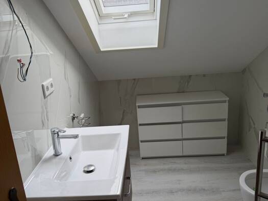 Wohnung zur Miete 775 € 3 Zimmer 75 m² Geschoss 2/3 frei ab sofort Bettenhausen Bettenhausen 34123
