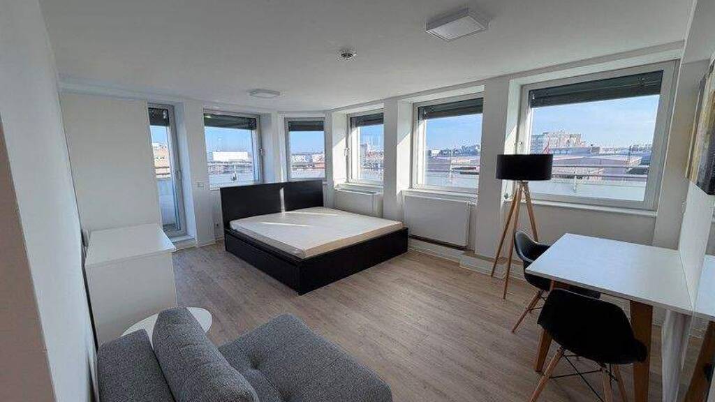 Studio zur Miete 902 € 1 Zimmer 31,5 m² 6. Geschoss frei ab 06.03.2026 Konrad-Adenauer-Platz 10 Stadtmitte Düsseldorf 40210