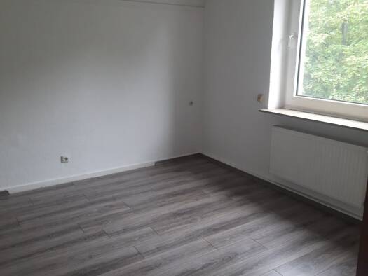 Wohnung zur Miete 550 € 4 Zimmer 100 m² Geschoss 2/3 frei ab sofort Horst Gelsenkirchen-West 45899