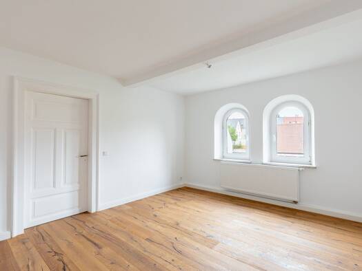 Wohnung zum Kauf 289.000 € 4 Zimmer 89 m² Geschoss 2/2 frei ab sofort Neustadt Neustadt an der Aisch 91413
