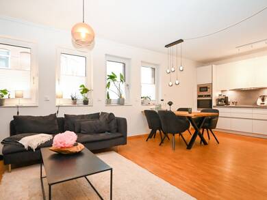 Wohnung zur Miete 990 € 3 Zimmer 72 m² Südfriedhof Kiel 24114