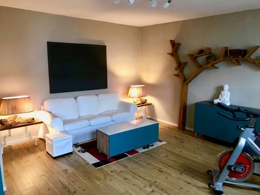 Wohnung zur Miete 1.200 € 1 Zimmer 87 m² Geschoss EG/2 frei ab 01.05.2026 Alt-Hohenschönhausen Berlin 13053