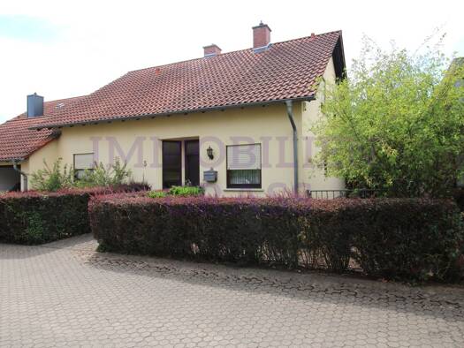 Haus zum Kauf 385.000 € 6 Zimmer 120 m² 414 m² Grundstück Riegelsberg Riegelsberg 66292