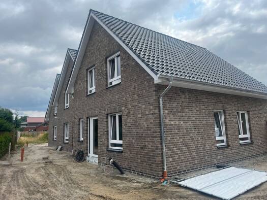 Haus zur Miete - Erstbezug 1.130 € 5 Zimmer 116 m² frei ab 01.11.2025 Veilchenweg 1 Altenoythe Friesoythe 26169