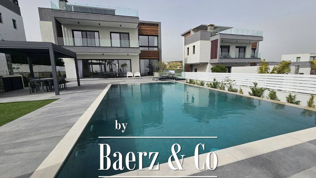 Villa zur Miete 15.000 € 4 Zimmer 364 m² 888 m² Grundstück parekklisia