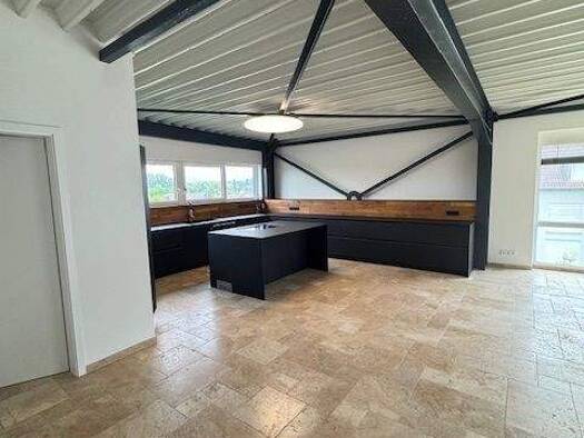 Penthouse zur Miete 1.400 € 3,5 Zimmer 132,6 m² Dachgeschoss, EG Bunsenstr. 1 Oberensingen Nürtingen 72622