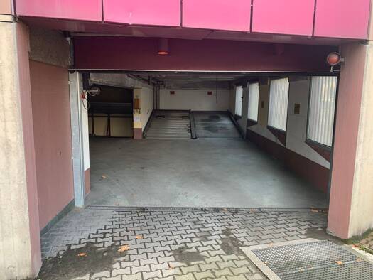 Tiefgarage zur Miete provisionsfrei 110 € 12 m² Kernerstraße 2 A Mitte Stuttgart 70182