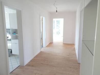 Wohnung zur Miete 750 € 3 Zimmer 100 m² Geschoss 2/2 frei ab sofort Hauptstraße 20 Großgoltern Barsinghausen 30890
