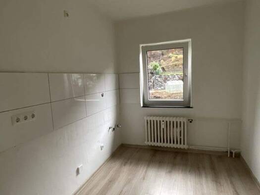 Wohnung zur Miete 399 € 3 Zimmer 56,4 m² 2. Geschoss Berliner Straße 25 Plettenberg 58840