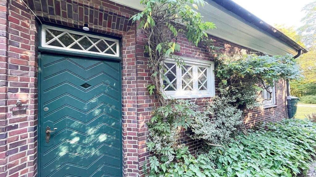 Einfamilienhaus zum Kauf 2.295.000 € 6 Zimmer 165 m² 1.409 m² Grundstück frei ab 01.07.2026 Osdorf Hamburg 22609