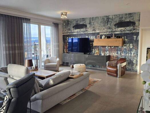 Penthouse zur Miete 1.900 € 3 Zimmer 171,8 m² 3. Geschoss frei ab 01.03.2026 Im Rosengarten 9 Limburg 65549