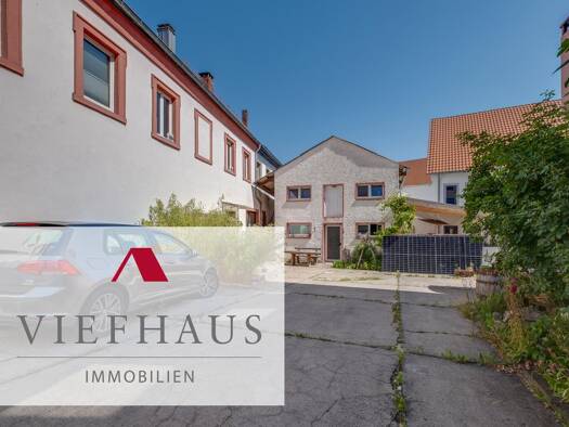 Haus zum Kauf 750.000 € 7 Zimmer 250 m² 1.031 m² Grundstück Oberdürrbach Würzburg 97080