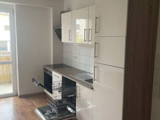 Wohnung zur Miete 298 € 2 Zimmer 54,2 m² frei ab sofort Leipziger Str. 132 Pölbitz Zwickau 08058