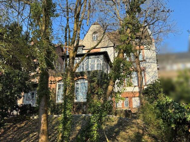 Villa zum Kauf 1.200.000 € 14 Zimmer 440 m² 762 m² Grundstück Marburg 35037