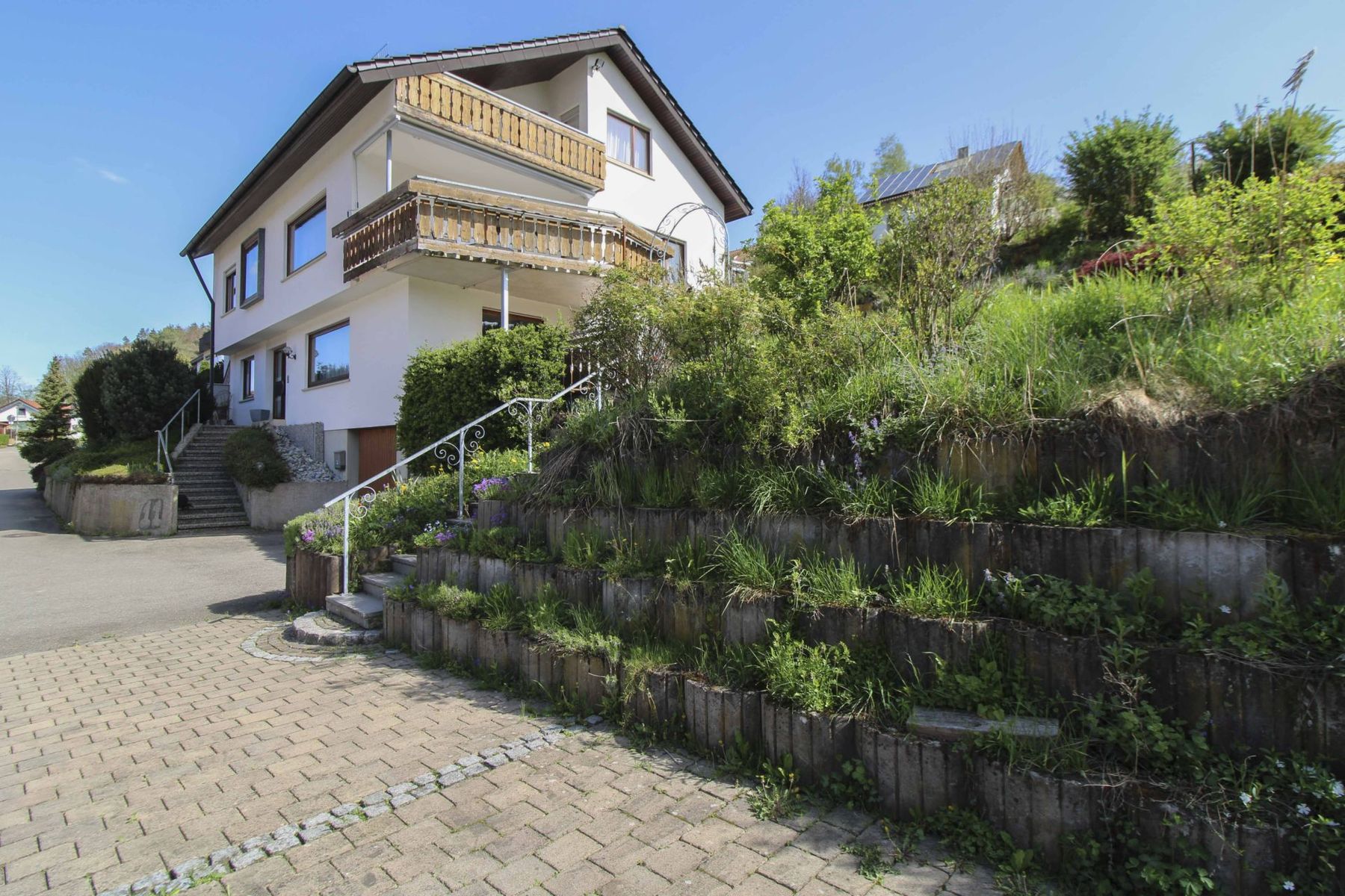 Immobilie zum Kauf als Kapitalanlage geeignet 599.000 € 7 Zimmer 224 m²<br/>Fläche 956,2 m²<br/>Grundstück Nassach Uhingen 73066