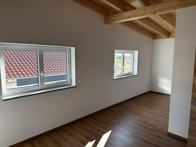 Doppelhaushälfte zur Miete 1.300 € 4 Zimmer 130 m² 337 m² Grundstück Neßlbach Winzer 94577