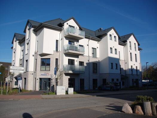 Wohnung zur Miete 720 € 3 Zimmer 73 m² 3. Geschoss frei ab 01.10.2025 Heide 25746