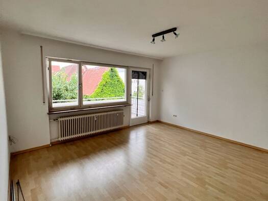 Wohnung zur Miete 695 € 3 Zimmer 70 m² Geschoss -1/3 frei ab 01.05.2026 Behringersdorf Schwaig bei Nürnberg 90571