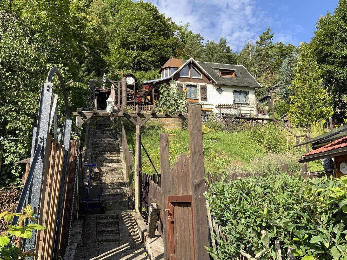 Immobilie in Rudolstadt - Massives Gartenhaus mit ganzjähriger Nutzungsmöglichkeit! - Bild 2