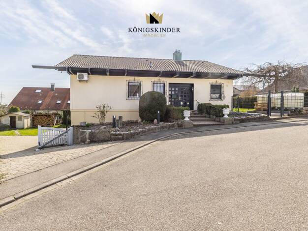 Einfamilienhaus zum Kauf 599.000 € 5 Zimmer 166,5 m² 653 m² Grundstück Lehningen Tiefenbronn / Lehningen 75233