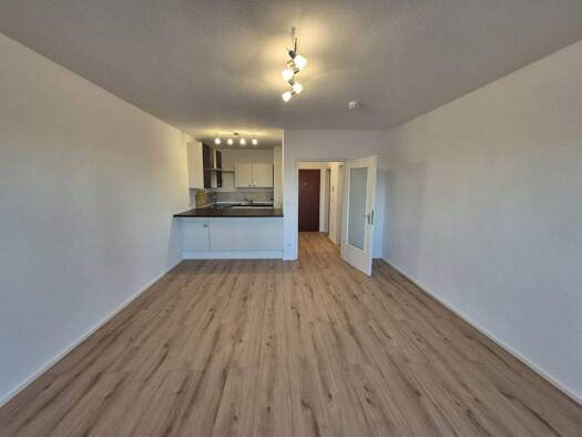 Wohnung zum Kauf 149.000 € 1 Zimmer 37 m² 5 Geschosse frei ab sofort Neuröthenbach Nürnberg 90449