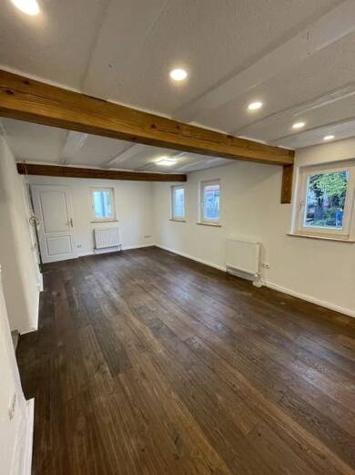 Wohnung zur Miete 1.400 € 4 Zimmer 100 m² 3 Geschosse frei ab 15.08.2025 Marktstraße  2 Bergen-Enkheim Frankfurt am Main 60388