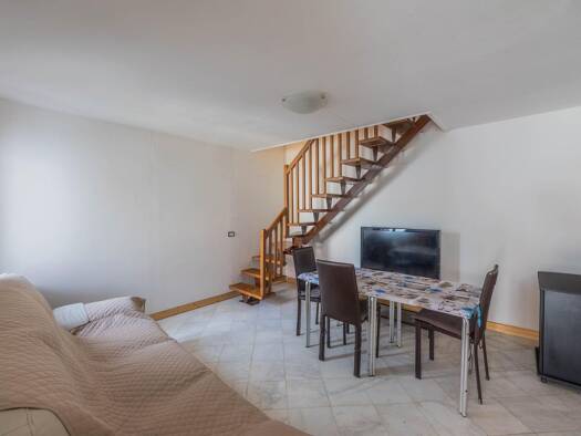 Haus zum Kauf 185.000 € 1 Zimmer 60 m² frei ab sofort Burano 30142