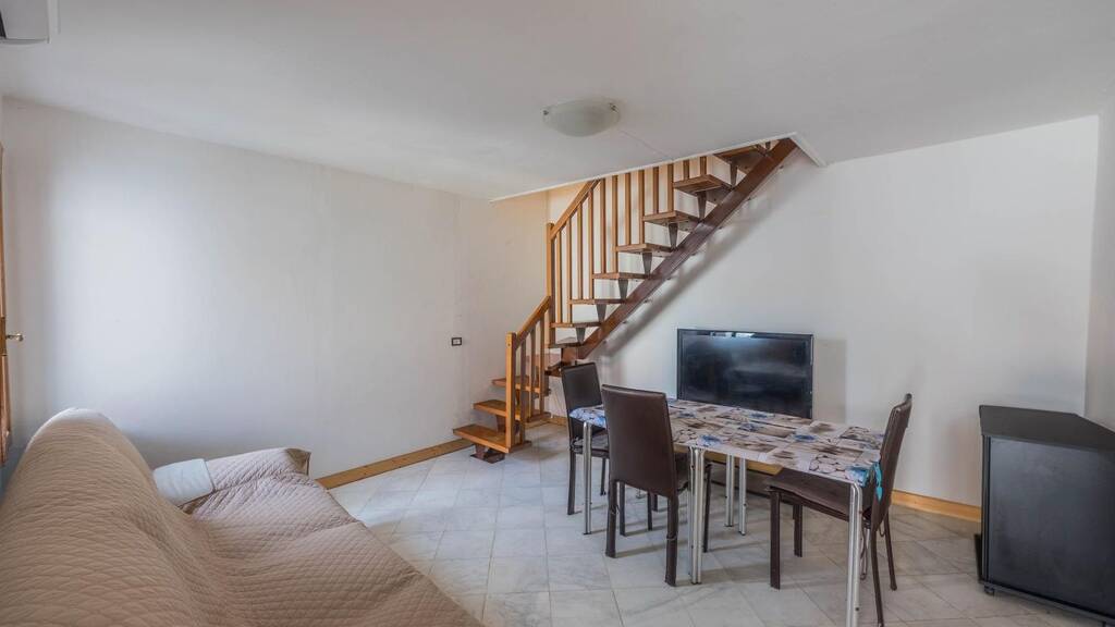 Haus zum Kauf 185.000 € 1 Zimmer 60 m² frei ab sofort Burano 30142