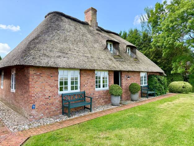 Haus zum Kauf 589.000 € 4 Zimmer 1.584 m² Grundstück Uelvesbüll 25889