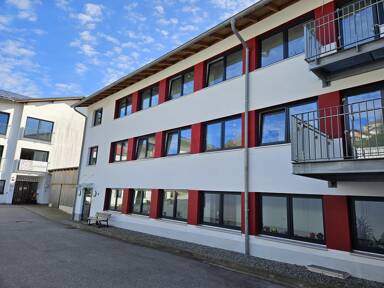 Wohnung zum Kauf 165.000 € 2 Zimmer 63,4 m² Fürstenstein Fürstenstein 94538