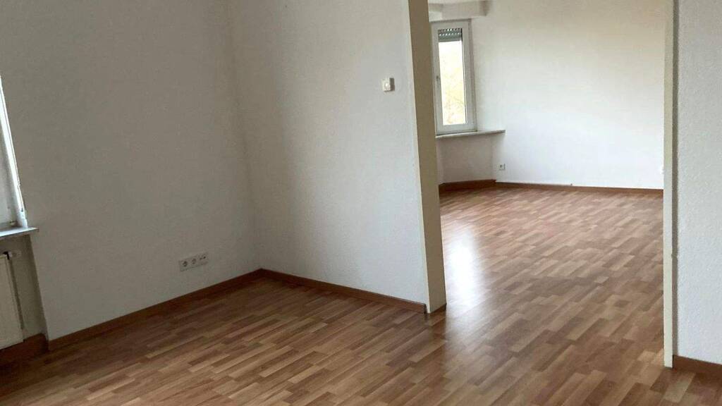Wohnung zur Miete 1.090 € 5 Zimmer 136 m² 3. Geschoss frei ab sofort Südweststadt Pforzheim 75173