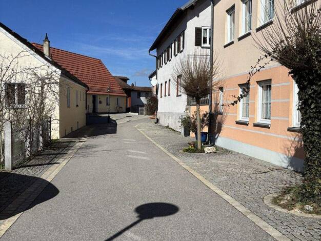 Doppelhaushälfte zum Kauf 360.000 € 4 Zimmer 102 m² 146 m² Grundstück frei ab sofort Waldmanngasse 6 Parsberg Parsberg 92331
