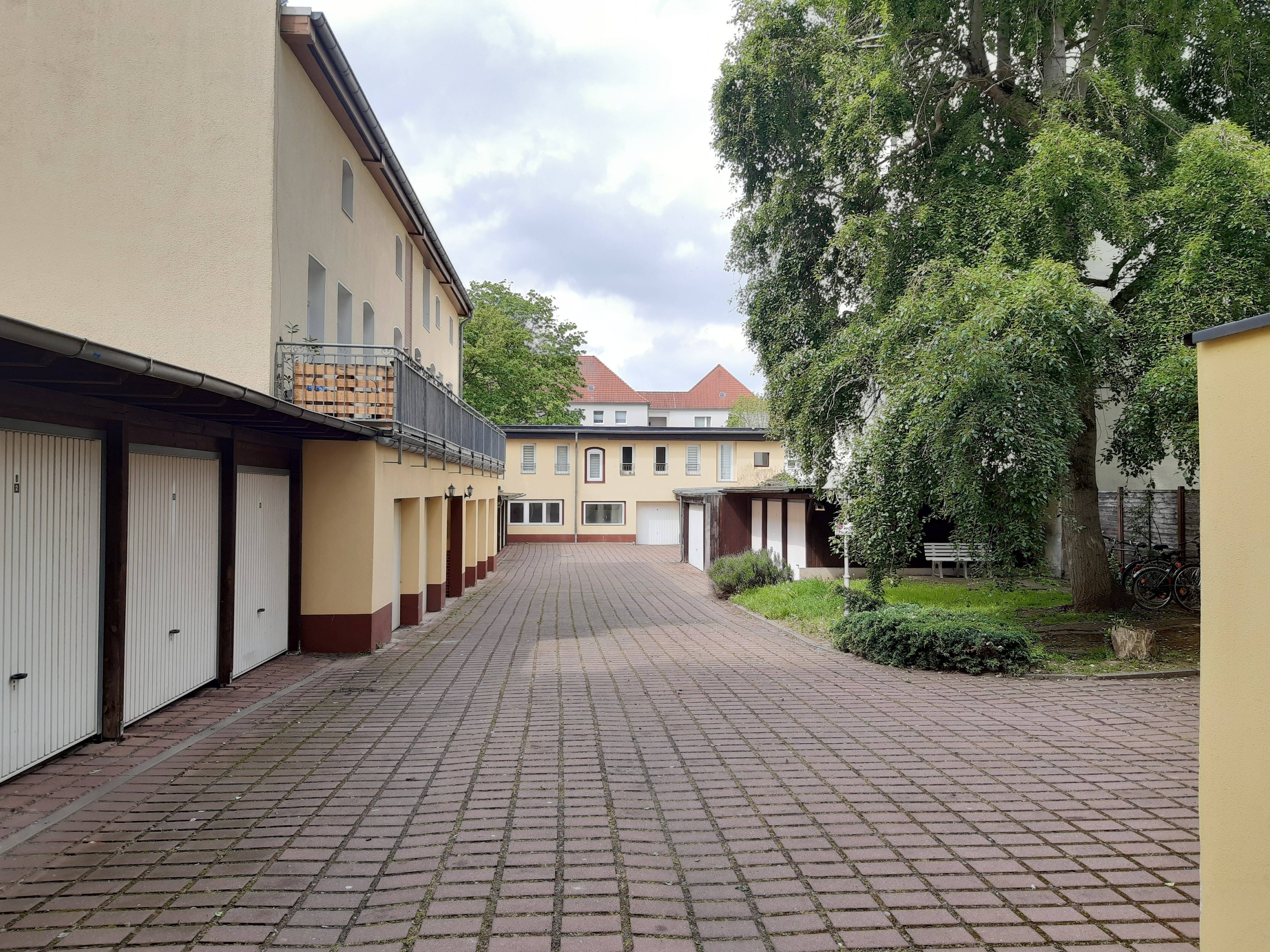 Garage zur Miete provisionsfrei 119 € Annastraße 29 Stadtfeld Ost Magdeburg 39108