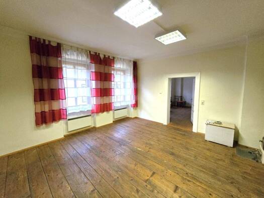 Haus zum Kauf 110.000 € 3 Zimmer 133 m² 239 m² Grundstück Griffen 9112