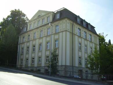Wohnung zur Miete 600 € 3,5 Zimmer 110 m² EG Lessingstraße 3 Westend Hof 95028