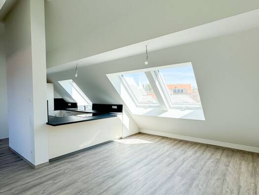Maisonette zur Miete - Erstbezug 1.555 € 3,5 Zimmer 99 m² 1. Geschoss frei ab sofort Himmelreichstraße 4 Müllheim Müllheim 79379
