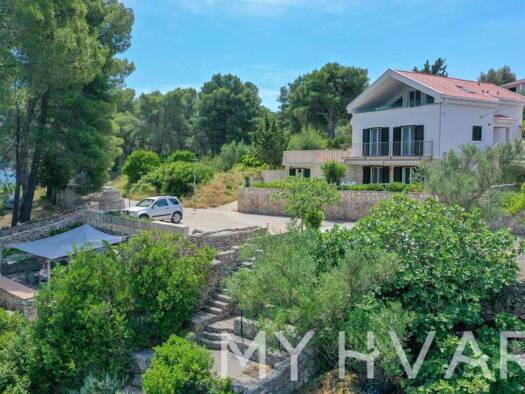 Haus zum Kauf 2.500.000 € 11 Zimmer 500 m² Vitarnja Jelsa