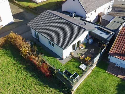 Bungalow zum Kauf 275.000 € 3 Zimmer 93,1 m² 298 m² Grundstück Laufeld 54533