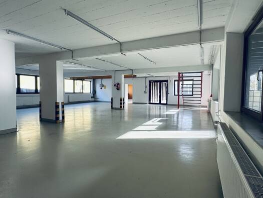 Lagerhalle zur Miete 2.535 € 331 m² Lagerfläche Heimerdingen Ditzingen / Heimerdingen 71254