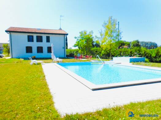 Einfamilienhaus zum Kauf 450.000 € 6 Zimmer 190 m² 2.000 m² Grundstück Caorle / Agenzia 30021